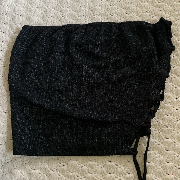 Black tie up crop top - Picture 3 of 5